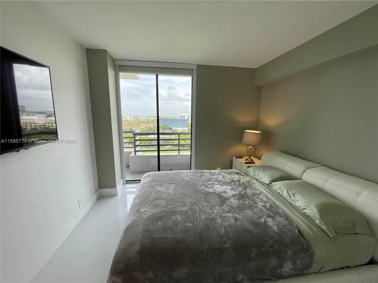 Parc Central South #1405 image #19