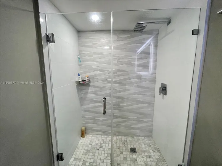 Parc Central South #1405 image #21