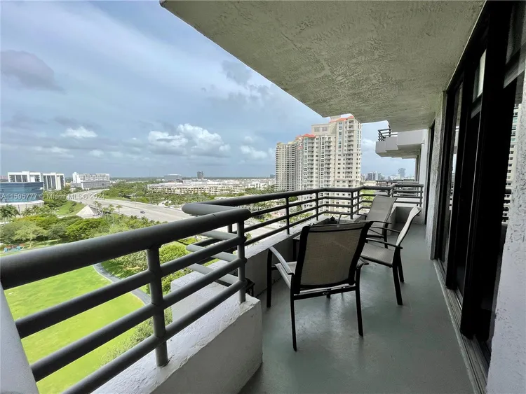 Parc Central South #1405 image #24