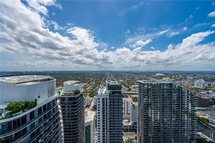 SLS Lux Brickell #PH5601 image #34