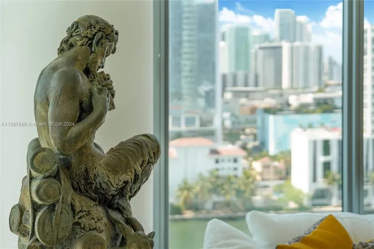 Biscayne Beach #1507 image #36