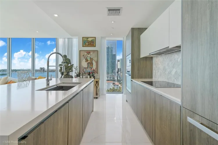 Biscayne Beach #1507 image #8