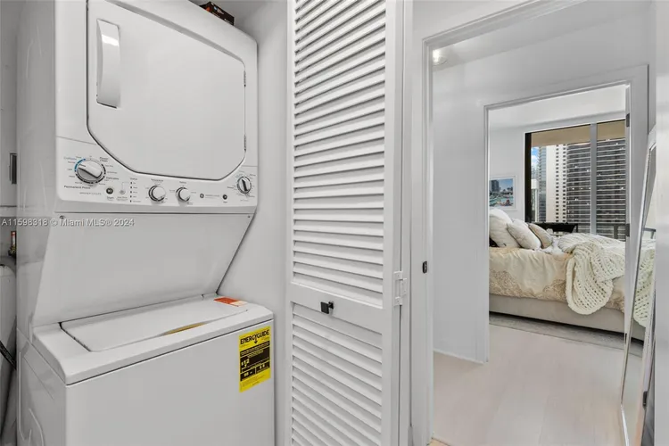 Axis #2522-N image #17