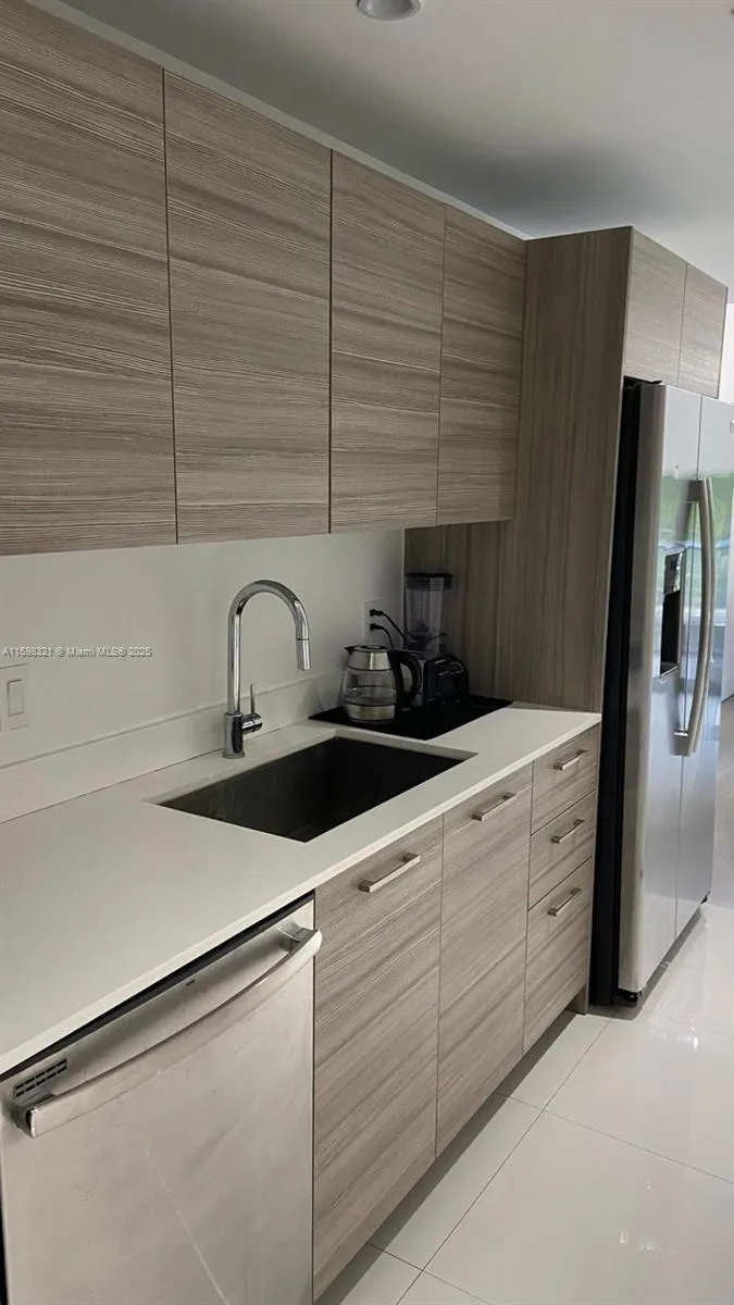 Hyde Midtown #915 image #18