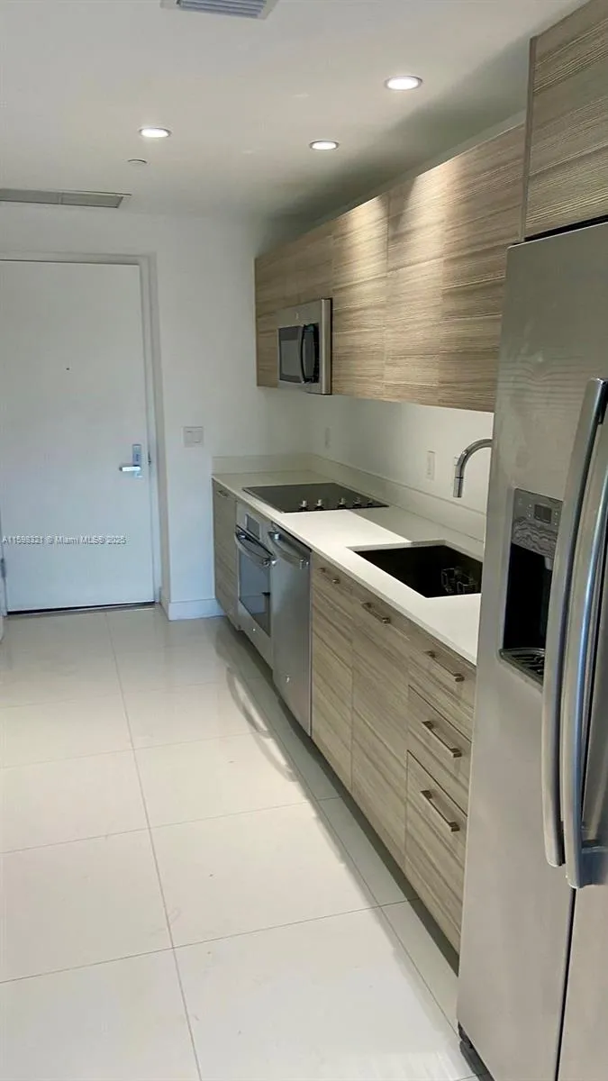 Hyde Midtown #915 image #6