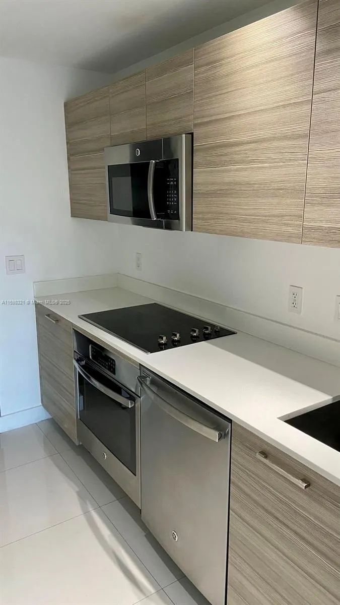 Hyde Midtown #915 image #7