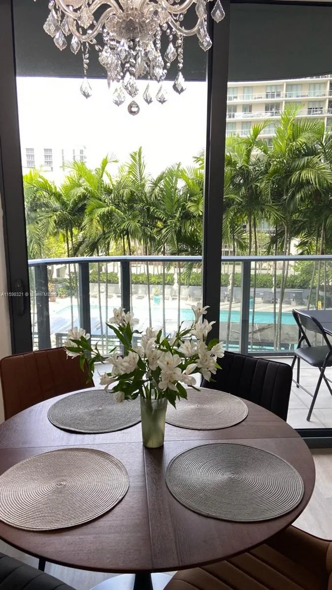 Hyde Midtown #915 image #9