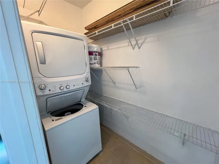 Metropolis at Dadeland #2601 image #20