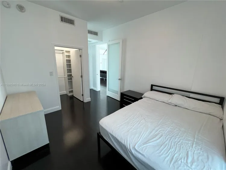 Metropolis at Dadeland #2601 image #24