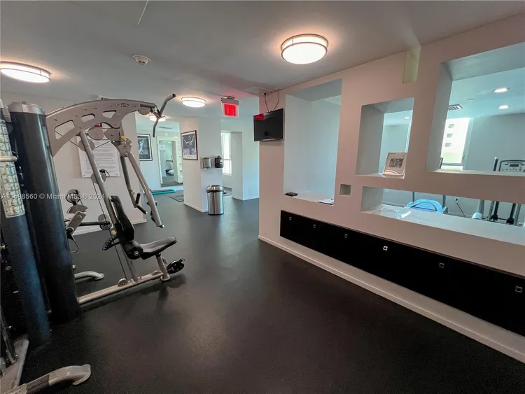 Metropolis at Dadeland #2601 image #40