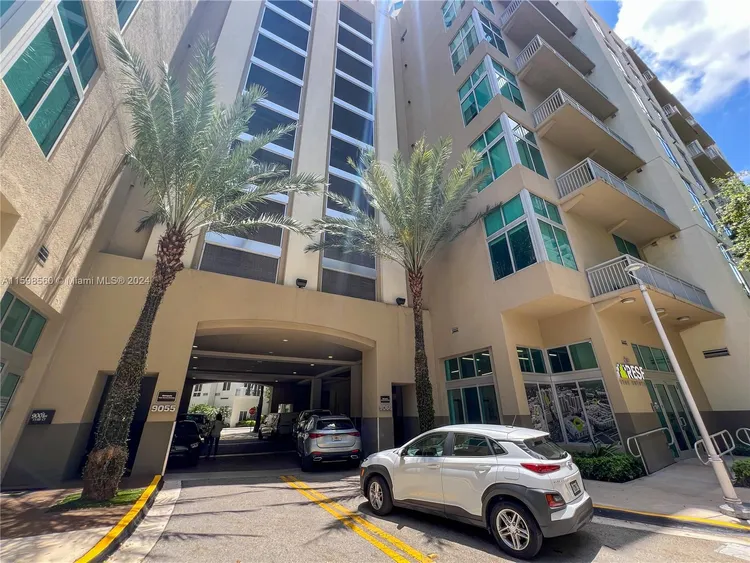 Metropolis at Dadeland #2601 image #46