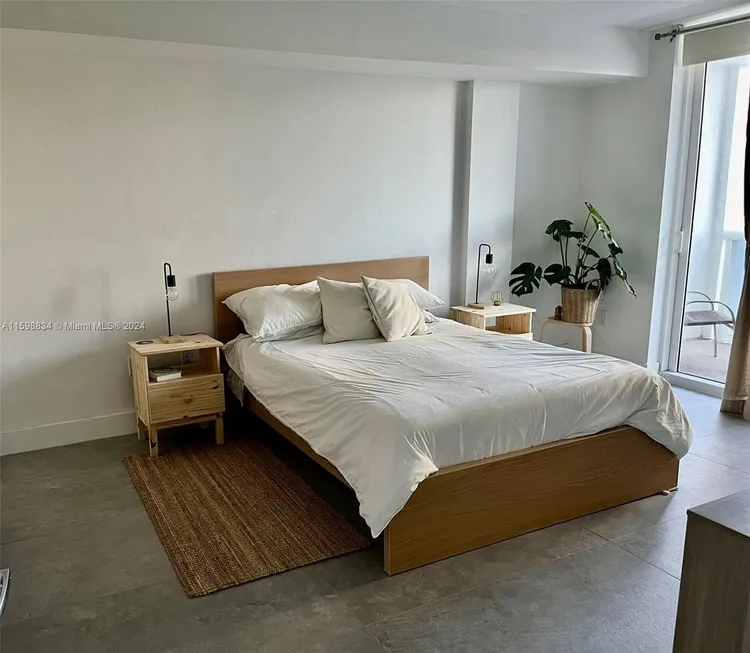 Harbour House #212 image #14