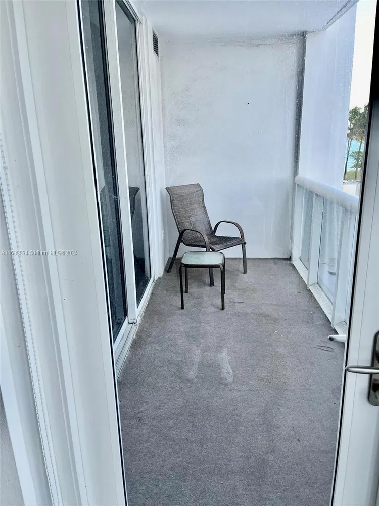 Harbour House #212 image #17