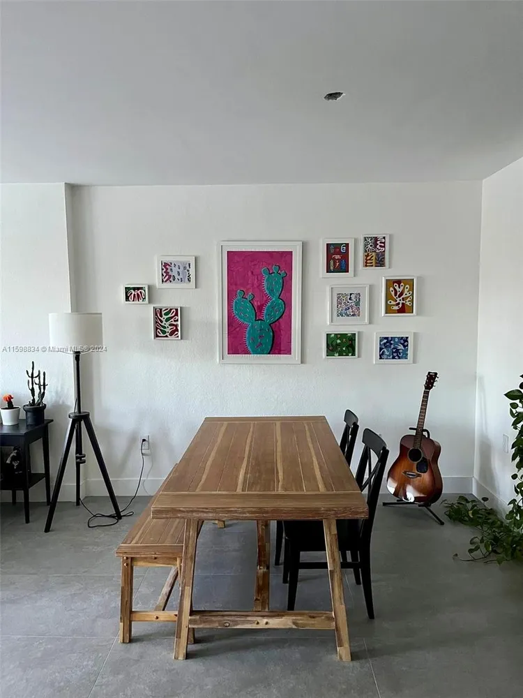 Harbour House #212 image #9