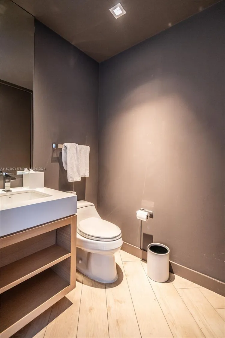 W South Beach #1709 image #14