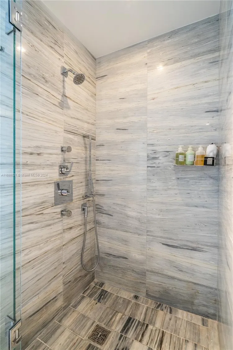 W South Beach #1709 image #17