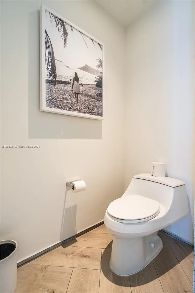 W South Beach #1709 image #19