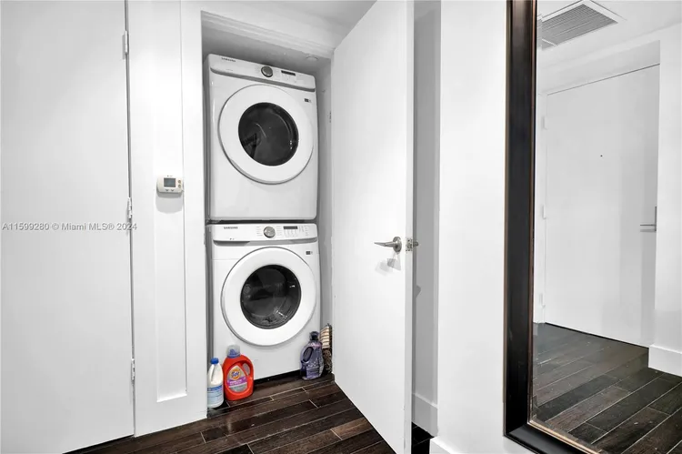 500 Brickell #3802 image #13