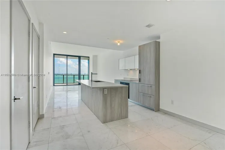 Gran Paraiso #3103 image #6