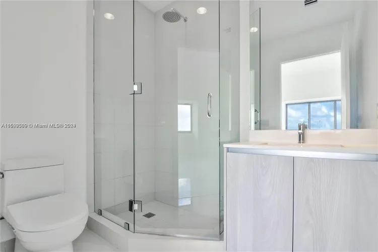 Gran Paraiso #3103 image #7