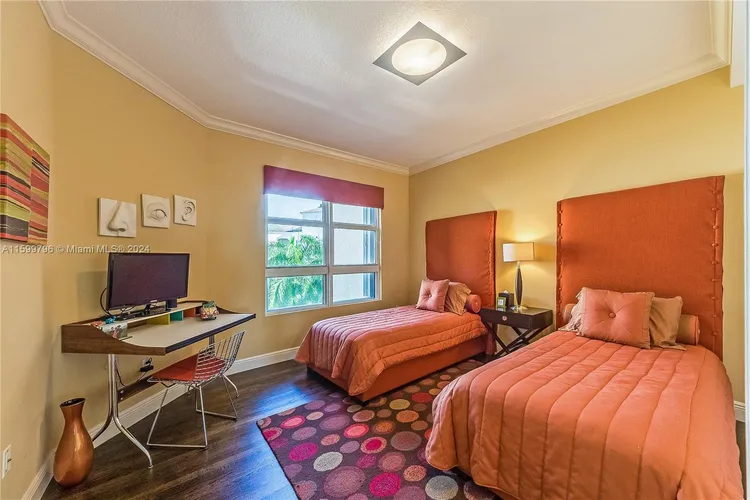 Ocean Club - Lake Villa Three #509 image #6