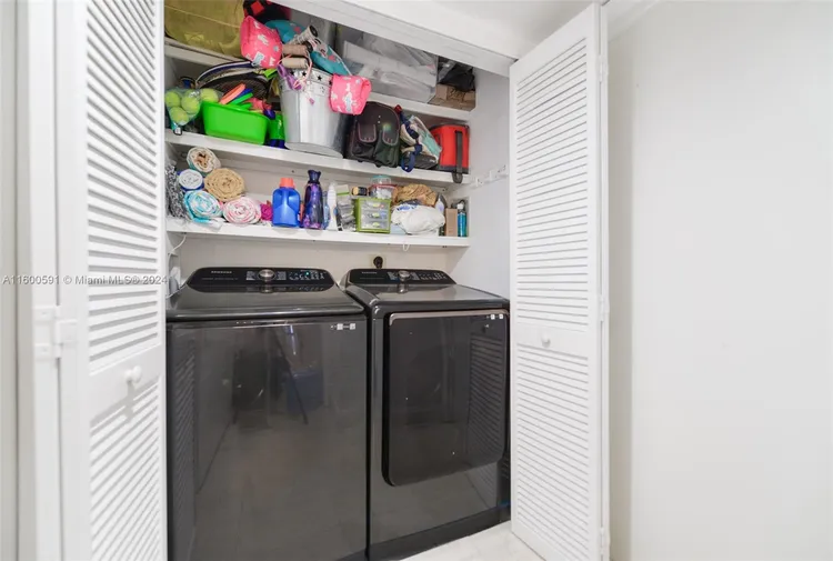 Yacht Club at Portofino #309 image #10