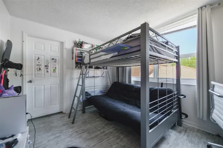 Yacht Club at Portofino #309 image #15