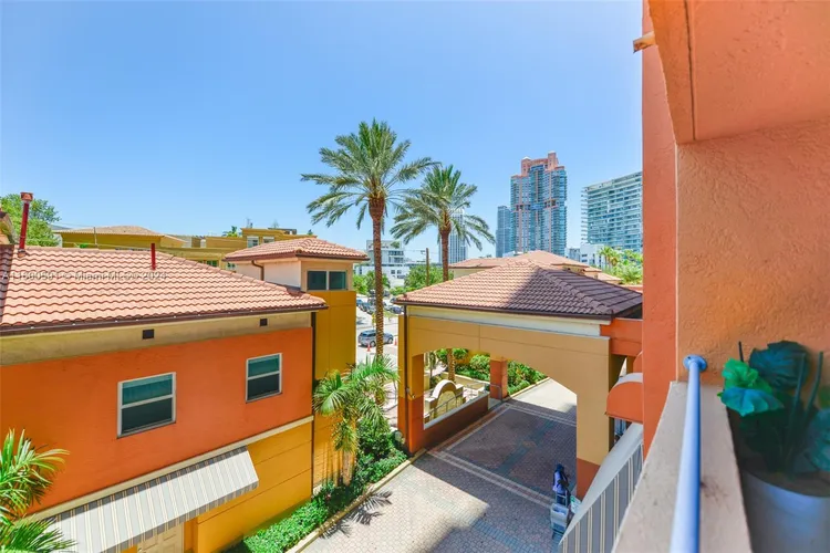 Yacht Club at Portofino #309 image #16