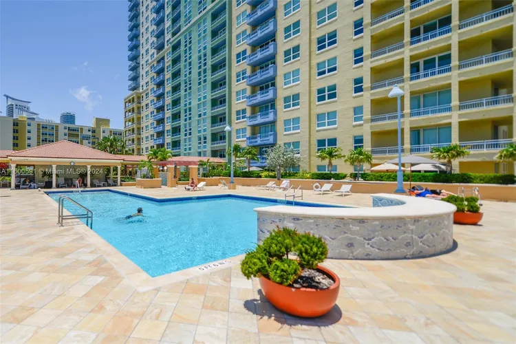 Yacht Club at Portofino #309 image #22