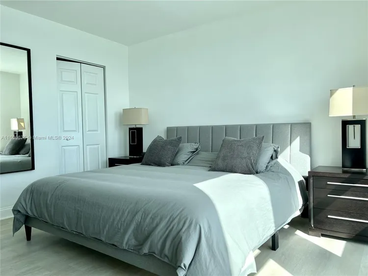 Yacht Club at Portofino #1208 image #14