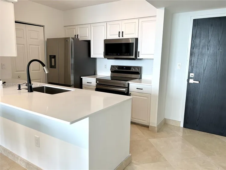 Yacht Club at Portofino #1208 image #22