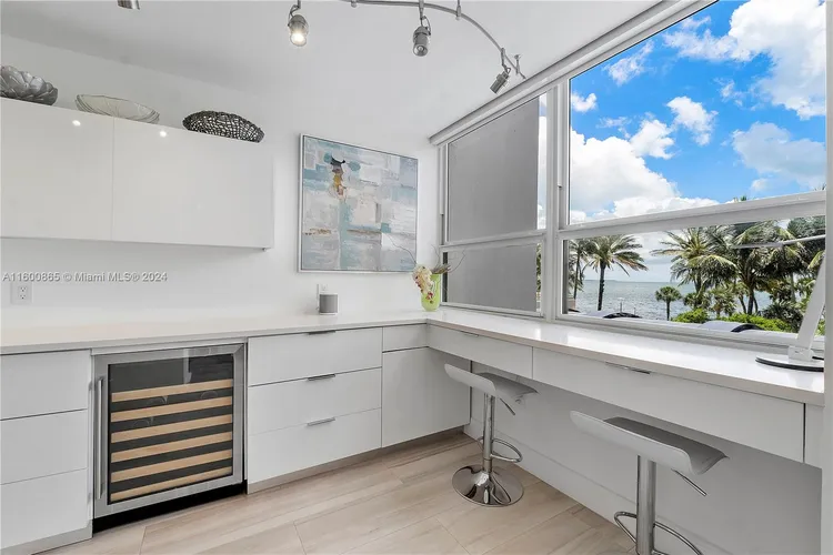 Three Grove Isle Condo #C202 image #10