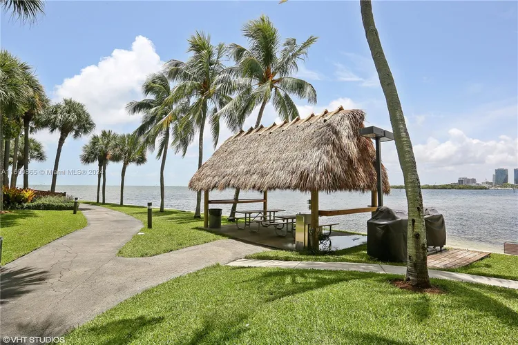 Three Grove Isle Condo #C202 image #37