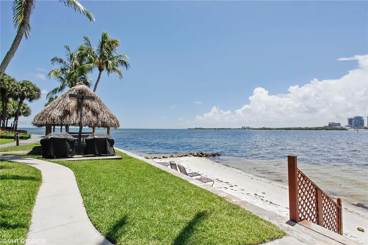 Three Grove Isle Condo #C202 image #39