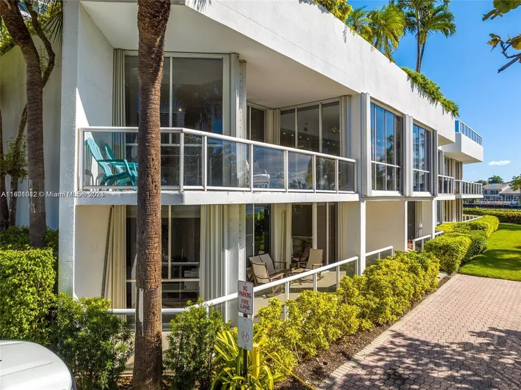 One Island Place #TH1 image #28