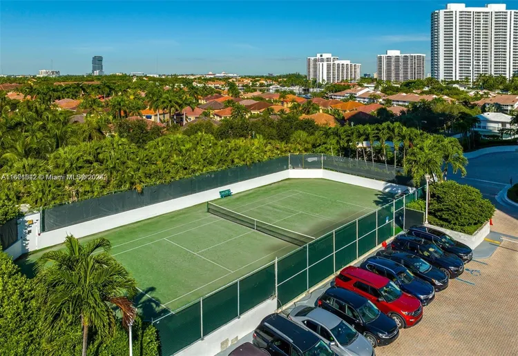 One Island Place #TH1 image #34