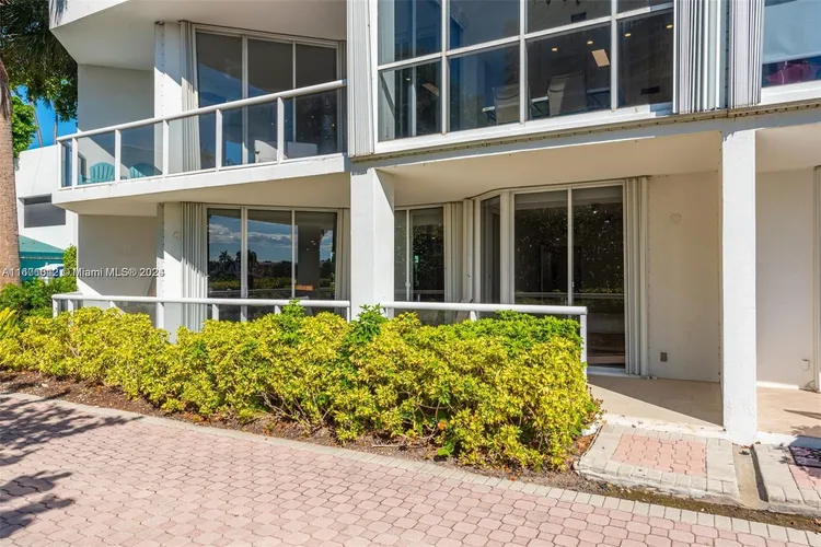 One Island Place #TH1 image #36