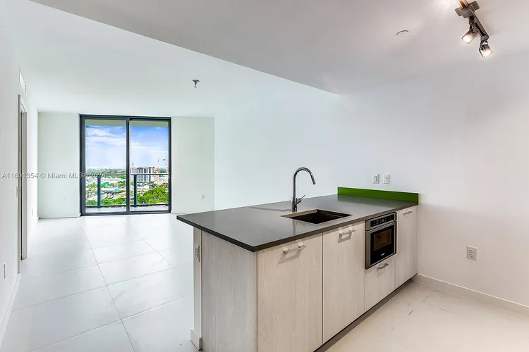 Paraiso Bayviews #1610 image #6