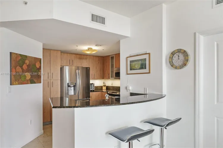 360 Condo #617 image #14