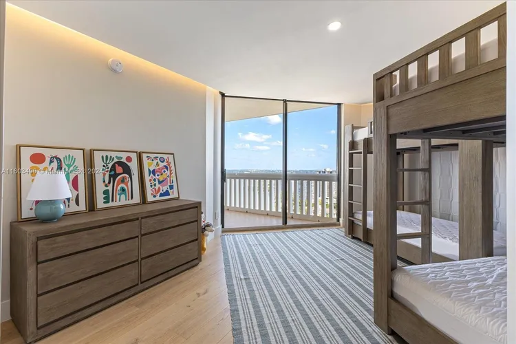 Williams Island 2000 #2809 image #15