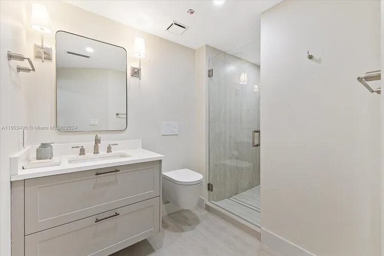 Williams Island 2000 #2809 image #16