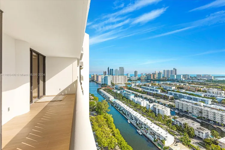 Williams Island 2000 #2809 image #9