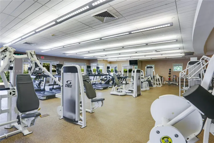 Turnberry Village #703 image #15