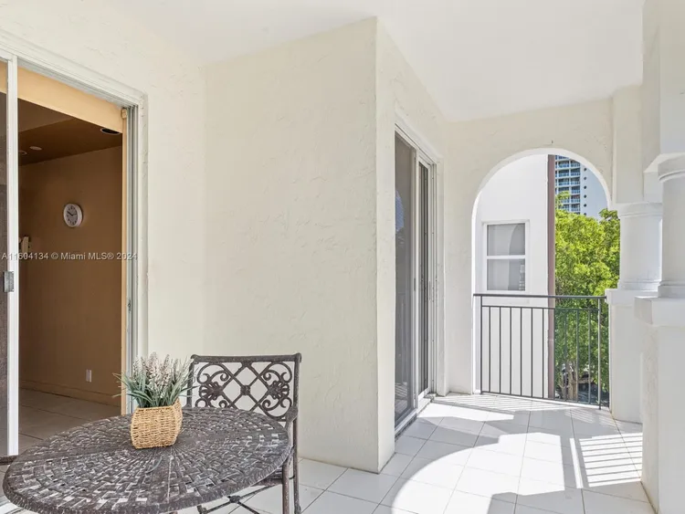 Mediterranean Village #B401 image #10