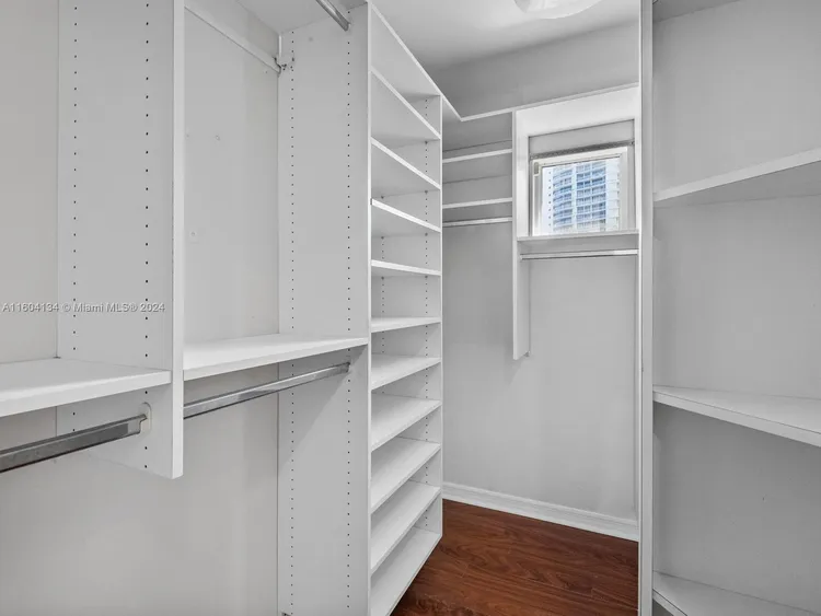 Mediterranean Village #B401 image #17