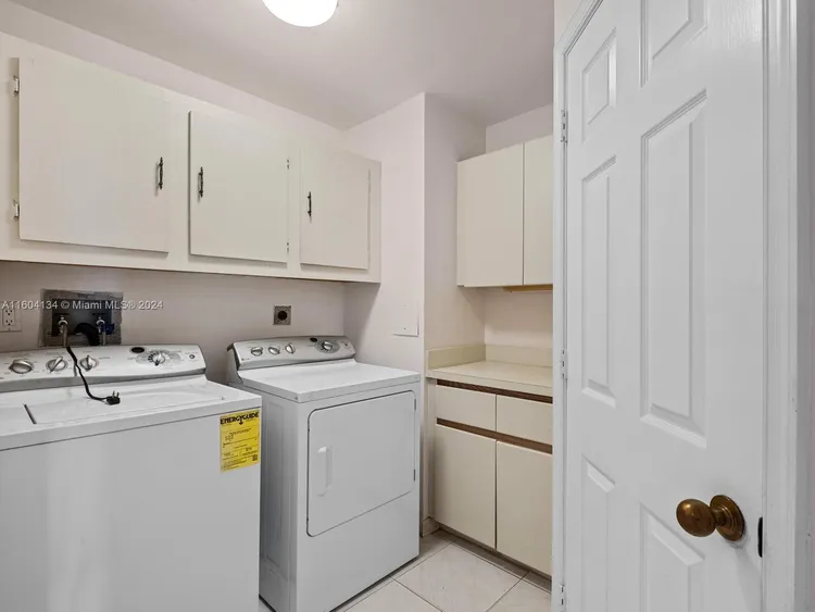 Mediterranean Village #B401 image #23