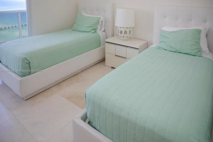 Trump Tower 1 #3302 image #13