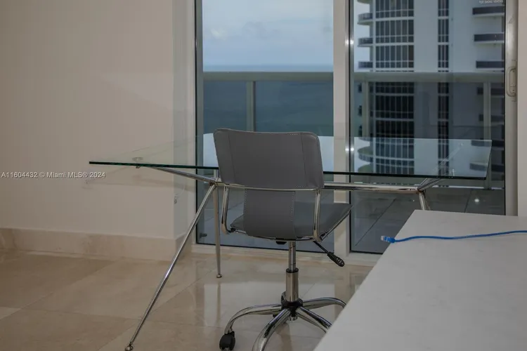 Trump Tower 1 #3302 image #28