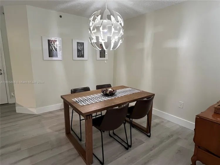 The Yacht Club at Aventura #6208 image #10