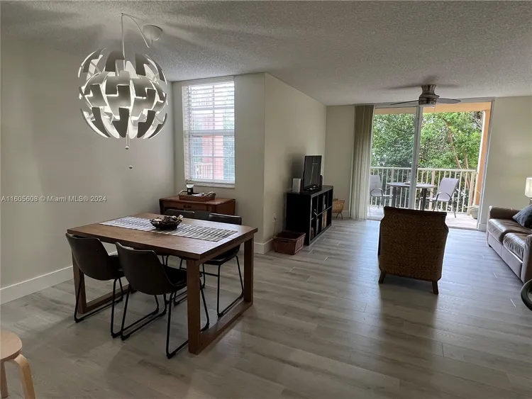 The Yacht Club at Aventura #6208 image #11